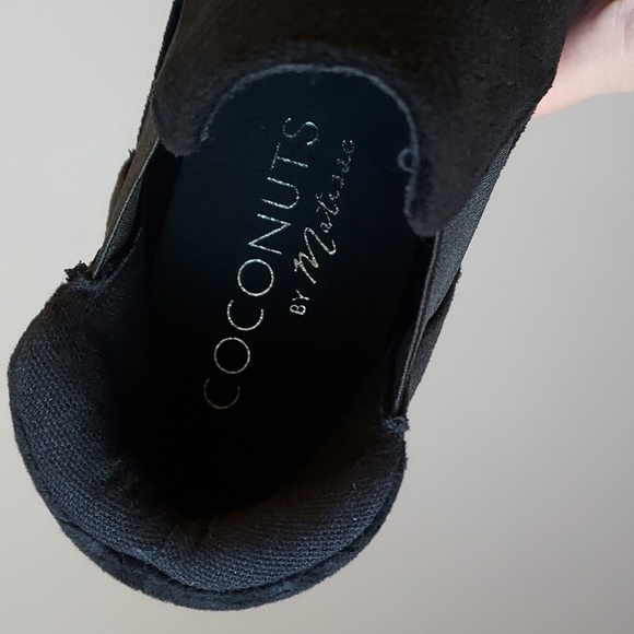 Womens CocoNuts by Matisse Harlan Velvet Slip-on Sneakers - Picture 8 of 11